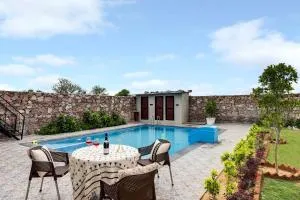 StayVista's La Villa Farm - Tranquil Retreat with Outdoor Pool, Games & Terrace - Dahmi