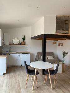 Sejours chez l'habitant Le Studio : photos des chambres