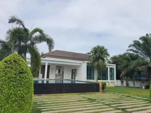 Min&Me House Pattaya - Ban Nong Pru