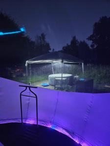 Tentes de luxe Nuit insolite dans une bulle avec jacuzzi privatif : photos des chambres