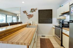 Community Pool Lakefront Osage Beach Condo!