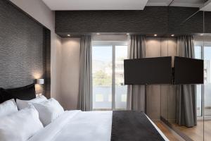 Kreoli Suites Glyfada