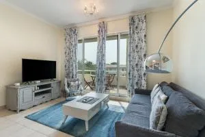 Lake Apartments - 1BR Apartment - Allsopp&Allsopp - Dubai