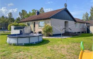 Stunning Home In Hultsfred With Sauna, Wifi And 3 Bedrooms