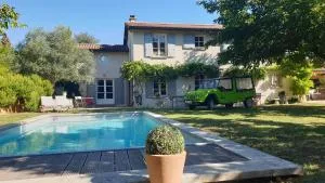 鲁特卢普斯酒店 - Fontaines-sur-Saône