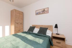 Ursus Spacious Two-bedroom Apartment by Renters