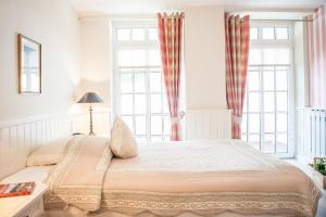 Classic Single Room with Park View room in Strandhotel Glücksburg