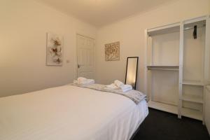 Signature - Carrick View