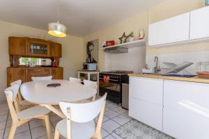 Maisons de vacances Maison Coz Campagne Calme Piscine : photos des chambres