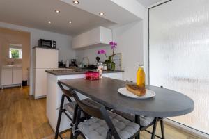 Studio À La Campagne Avec Piscine