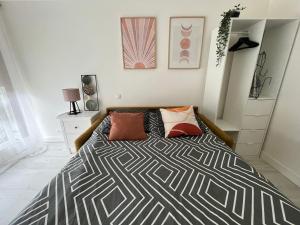 Appartements Studio proche Versailles/Paris ☆ Parking gratuit 3min a pied : Appartement 1 Chambre