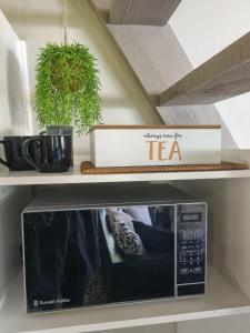 Angel 8 AirBnB Apartment 2