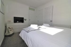 Signature - Honeywell House