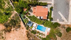 The Bridge Villa by Ezoria Villas