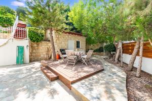 The Bridge Villa by Ezoria Villas