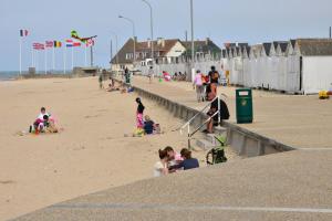 Appartements Le Haveneau, grande terrasse a 100m de la plage : photos des chambres