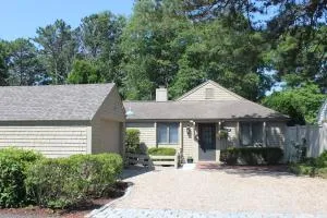 Exceptional New Seabury Mews Property - New Seabury