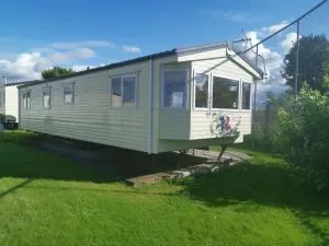 8 Birth Caravan Marine Holiday Park Rhyl - Rhuddlan