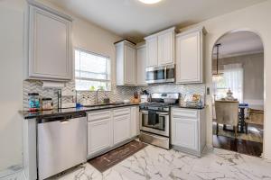 Snellville Abode Less Than 9 Mi to Stone Mtn Park!