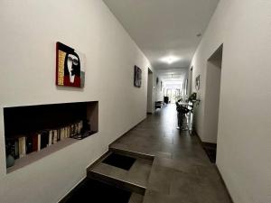 Appartements Logements situes en plein coeur de ville avec jardin : photos des chambres