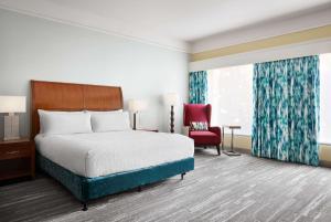 King Room with Bath Tub - Mobility Access room in Hilton Garden Inn Dallas Richardson