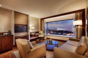 Bosphorus Suite room in Conrad By Hilton Istanbul Bosphorus