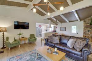 Greers Ferry Hideaway Lake View, Boat Ramp Access