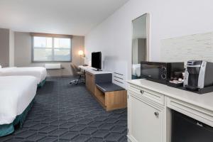 Double Room with Two Double Beds room in Hilton Garden Inn Oakland/San Leandro