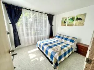 Apartaestudio para 5 personas en el centro Pereira - La Badea