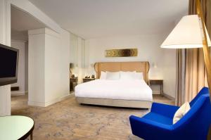 Junior King Suite with View room in Hilton Stockholm Slussen Hotel