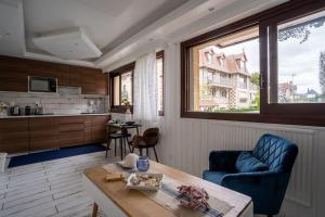 Appartements Deauville : magnifique studio en face du Casino ! : photos des chambres