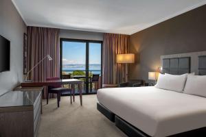 Hotels Hilton Evian Les Bains : photos des chambres