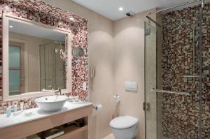 Hotels Hilton Evian Les Bains : Chambre Lit King-Size Deluxe