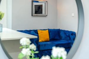 Free Parking 5 Minutes from City Centre