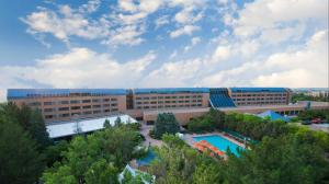 The Inverness Denver, a Hilton Golf & Spa Resort