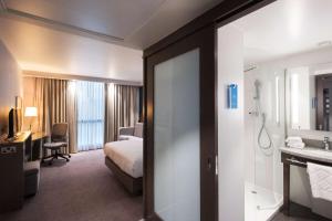Family Connecting Rooms room in Hampton By Hilton Aberdeen Airport