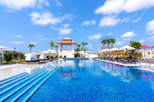 DoubleTree by Hilton Okinawa Chatan Resort