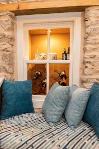 Traditional Cottage with Private Hot Tub in the Heart of Donegal