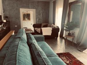 Mansion Art House 1800 