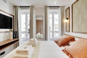 Appartements Magnificent studio exceptional location in the heart of Paris - Louvre : photos des chambres
