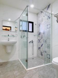 Phòng Giường Đôi Có Ban Công (Double Room with Balcony)