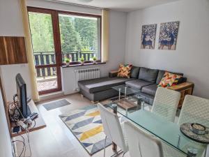 Sunny Apartment C25