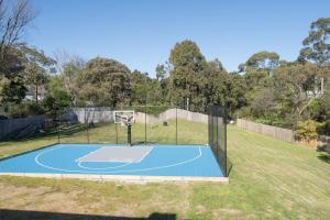 Poolside Haven Your Mount Eliza Family Getaway