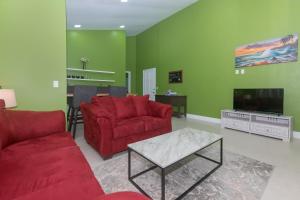 Coral Cove at Jardines de Catalina condo