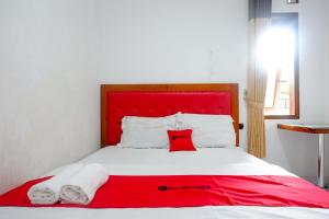 RedDoorz near Alun Alun Wonosobo 2