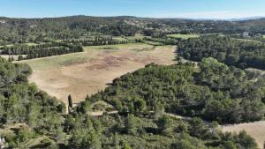 Sejours chez l'habitant Ecrin de nature sous les pins : photos des chambres