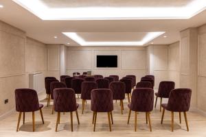 Carina Gold Hotel And Restaurant