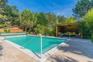 La maisonnette en bois - Saumos