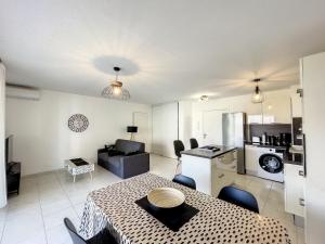 T2 dans résidence avec piscine