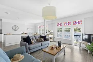 THE ANGEL 2 BEST VIEWS IN DARTMOUTH - Дартмут